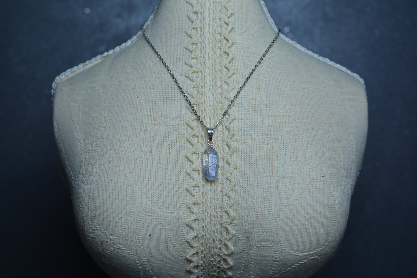 Quartz Dumortierite (rare)
